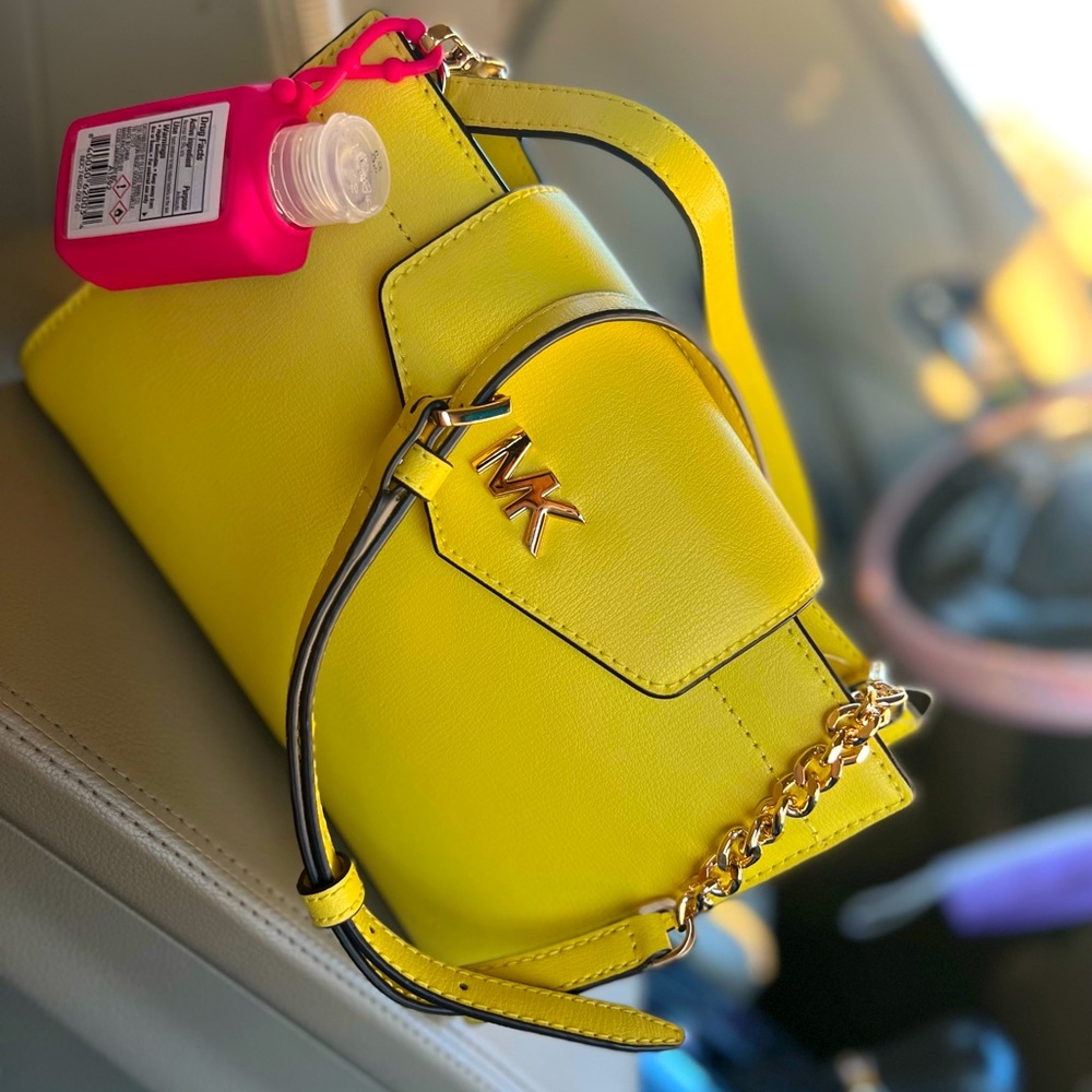 michael kors clutch